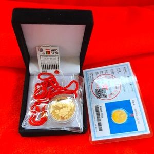 Set of Rotation lucky charm pendant and red neckla